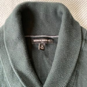 Banana Republic Fine knit green cowl neck men's sweater Medium